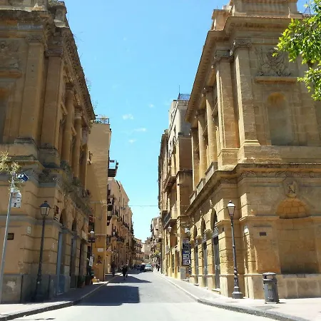 Piccola * San Leone